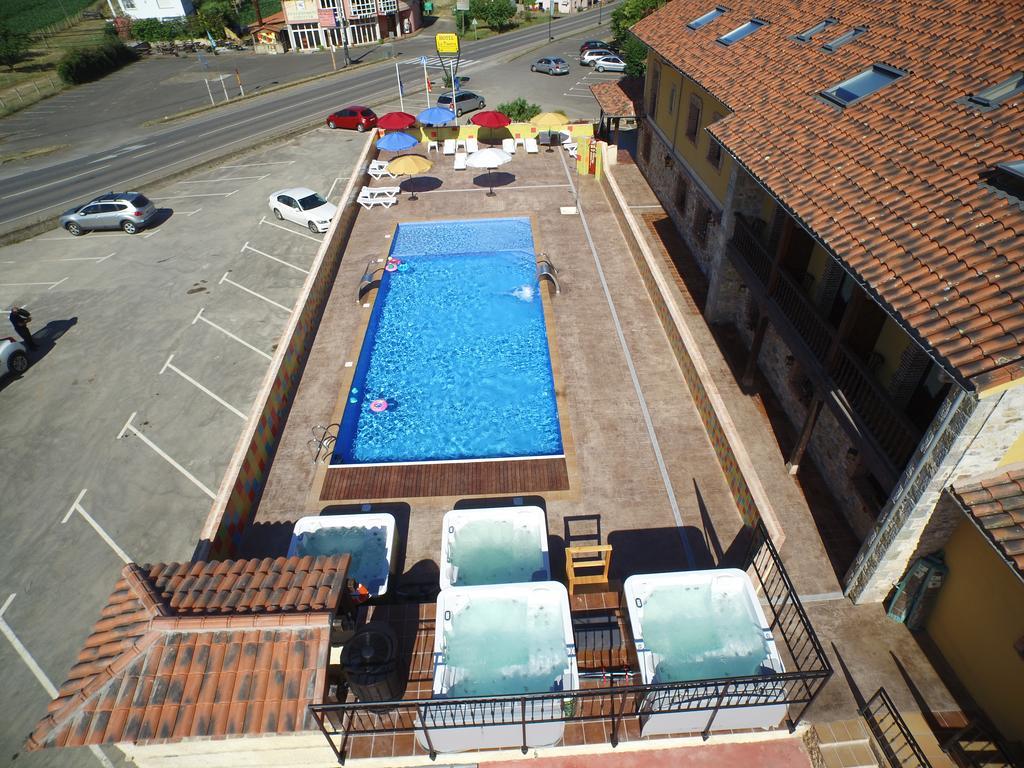 Conjunto Hotelero La Pasera Сото-де-Кангас Экстерьер фото