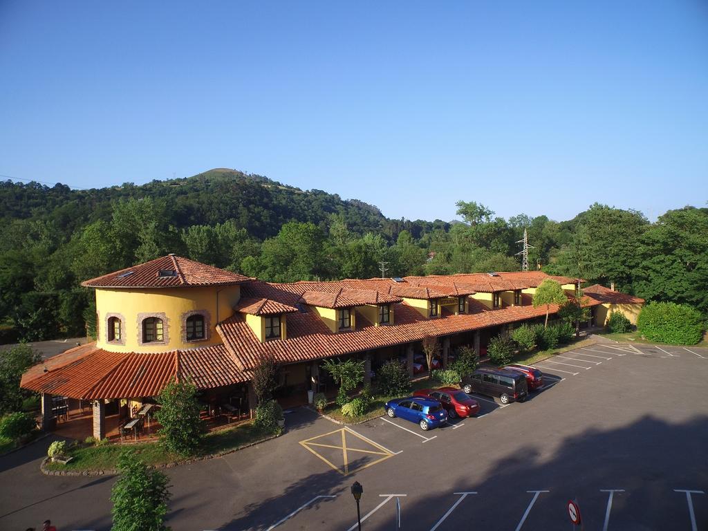 Conjunto Hotelero La Pasera Сото-де-Кангас Экстерьер фото