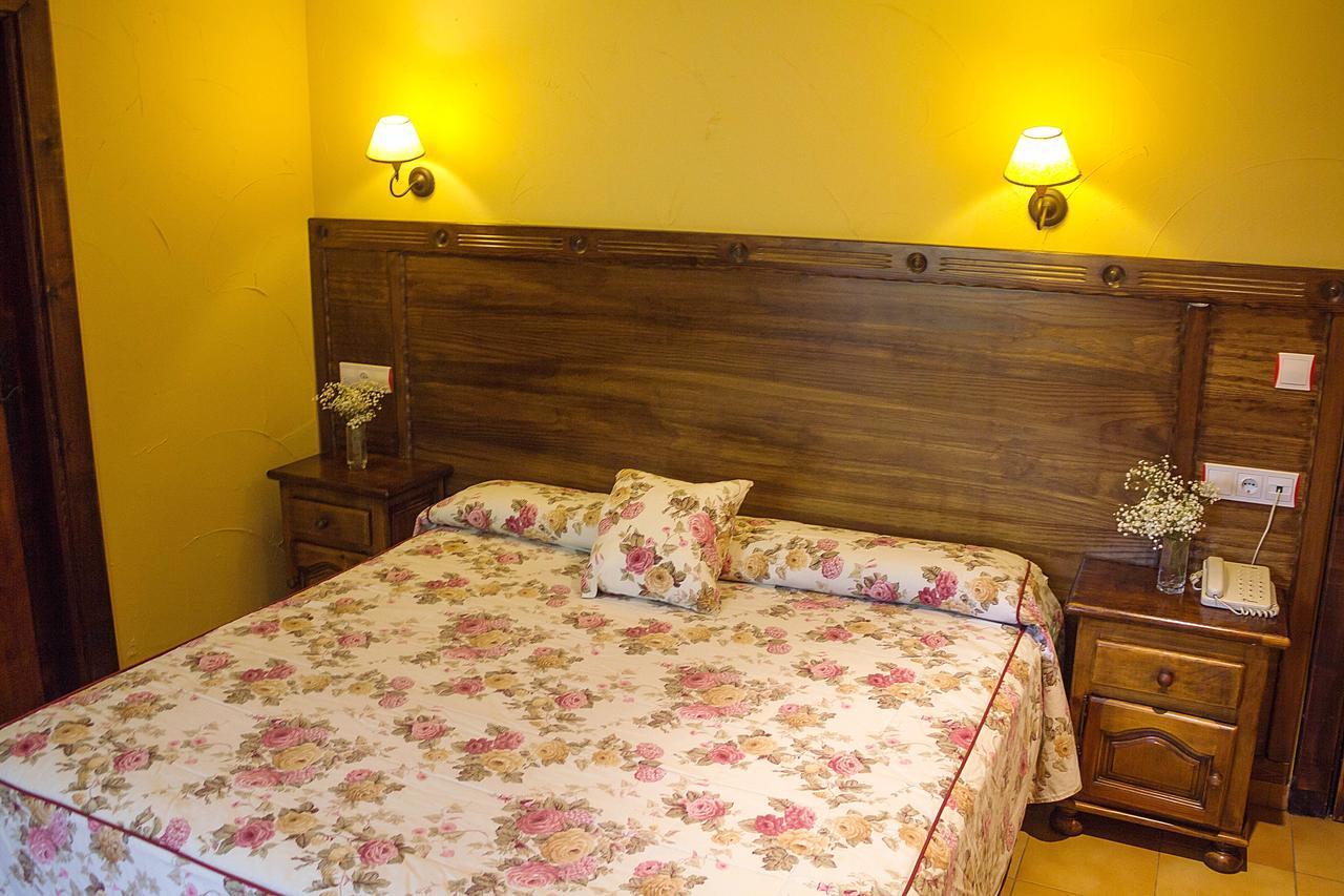 Conjunto Hotelero La Pasera Сото-де-Кангас Экстерьер фото